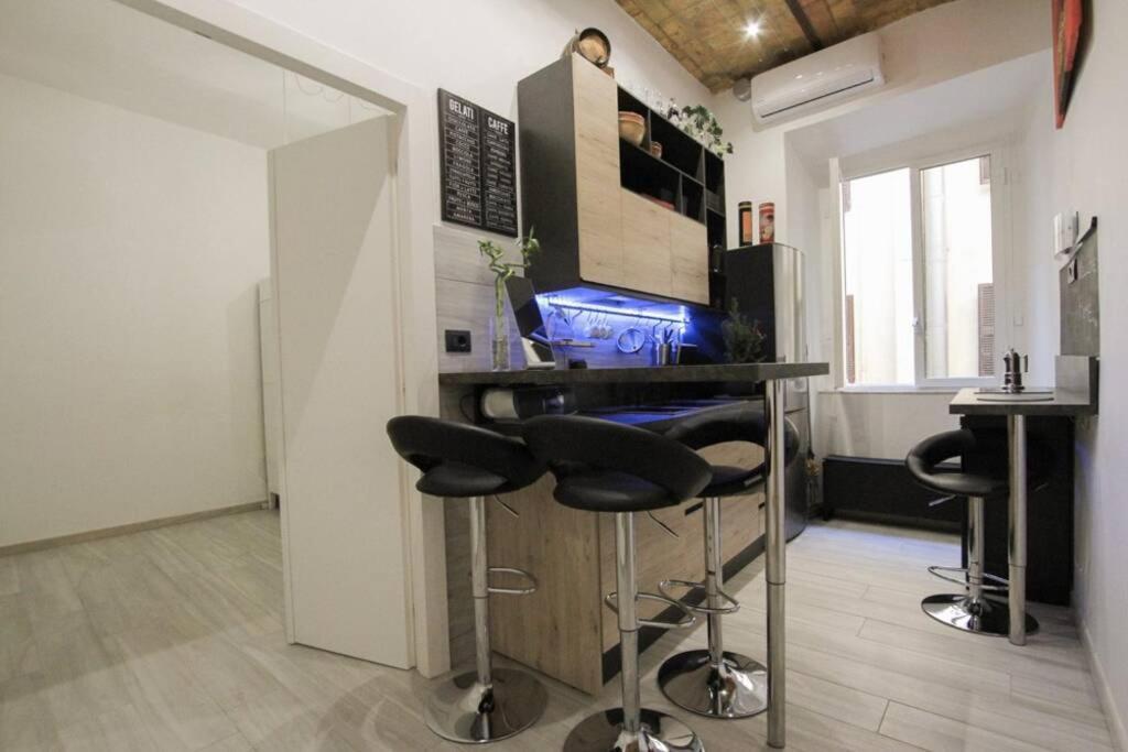 Elegant In Inner At Vatican - Netflix And Optical Fiber Appartement